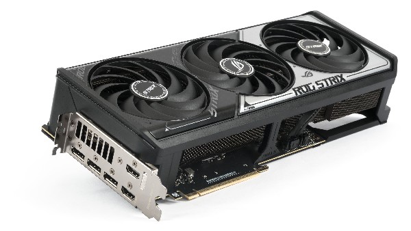 ASUS ROG STRIX RTX5070TI-16GB - Image 3